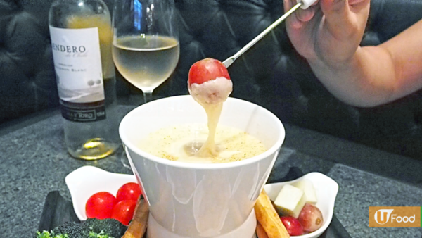 中環足料芝士火鍋　食勻10款配料