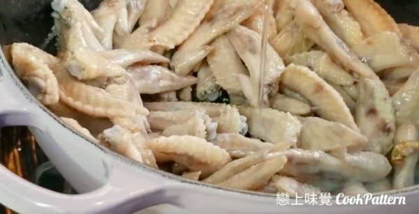 5步輕鬆做到！惹味麻辣雞翼尖
