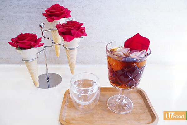 灣仔新出雪糕玫瑰花雞蛋仔　攻陷少女心！