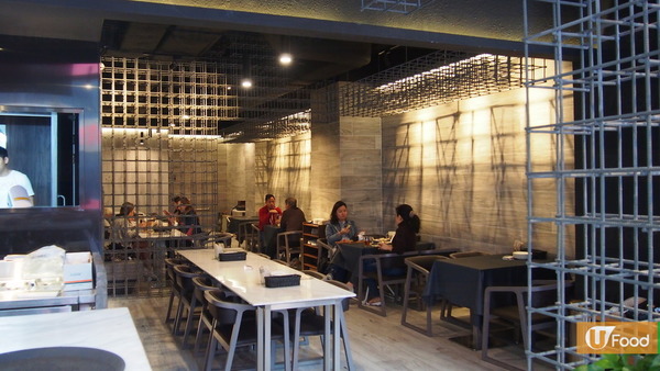 【旺角cafe】旺角新開2000呎樓上Cafe  蟹肉龍蝦包+榴槤梳乎厘+水果茶