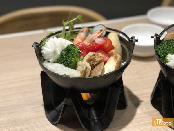 $72一人鍋 鮮味魚湯+魚肚／帆立貝／海蝦