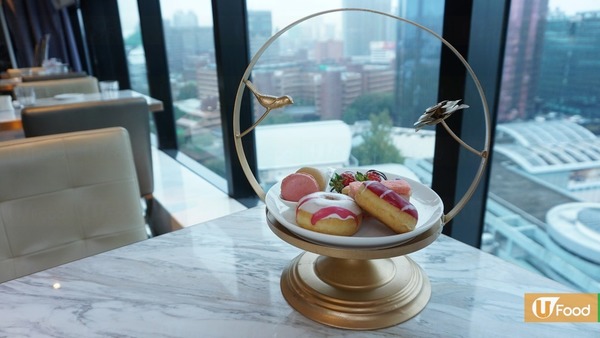 尖沙咀酒店粉紅+鮮花主題下午茶 食勻11款鹹甜小食
