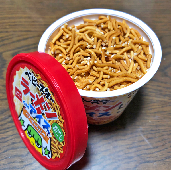 日本便利店搶手甜品　童星點心麵雪糕