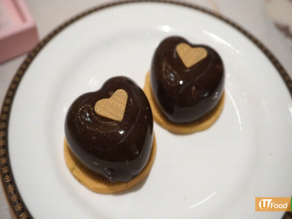 PANDORA聯乘尖沙咀酒店下午茶 白色皮製首飾盒盛載