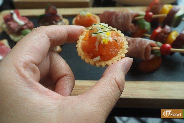 尖沙咀Häagen-Dazs朱古力下午茶  發光玻璃樽+任食雪糕