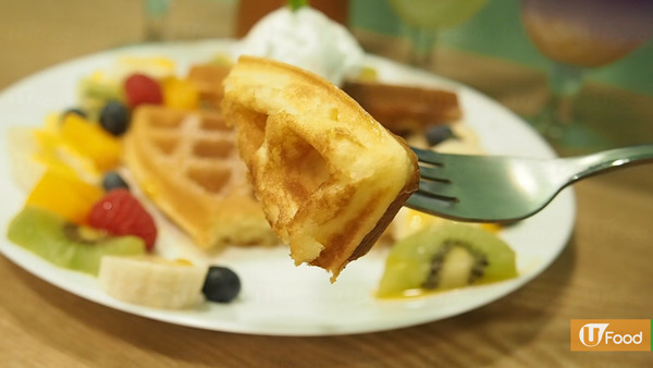 山下菓子旺角開首間Café　主打多款CREMIA雪糕甜品