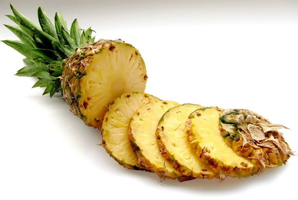 【健康減肥】防脫髮去暗瘡仲可以減壓？菠蘿12大好處