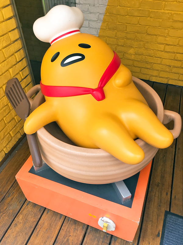 【台灣Cafe】蛋黃哥主題餐廳進駐台灣　食物造型搞鬼可愛