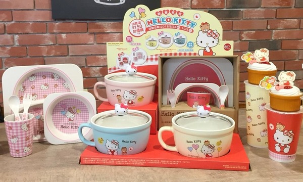 台灣麵包店有得換　精美實用Hello Kitty廚具