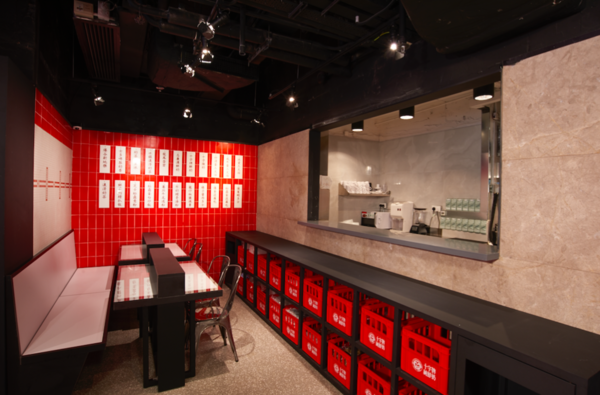 食住鮮油菠蘿包/瑞士雞翼睇戲   UA淘大聯乘十字冰室推限定美食