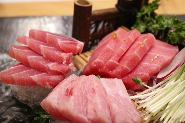 【健康減肥】花生醬袪水腫吞拿魚減食慾？15款小食消滅夏日小肚腩