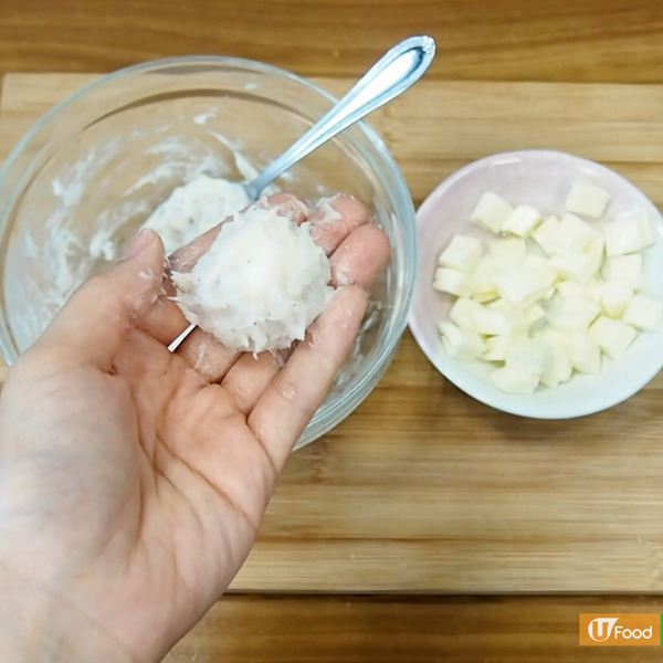 【簡易食譜】簡單4步輕鬆自製　香脆可口芝士蝦球