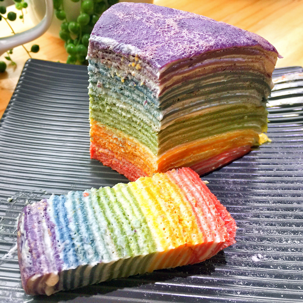 【台灣Cafe】台灣小清新簡約Cafe 48層夢幻彩虹千層蛋糕