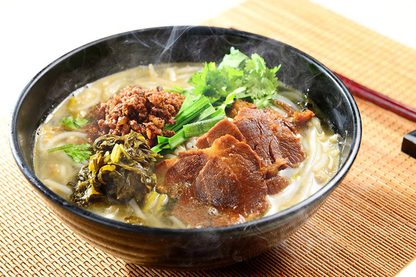 【酸辣米線】旺角抵食大份酸辣米線/麻辣米線 米線可自選硬度