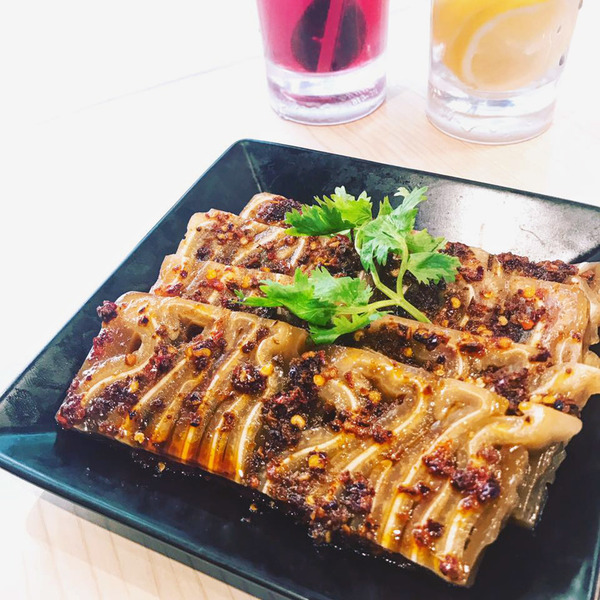 【酸辣米線】旺角抵食大份酸辣米線/麻辣米線 米線可自選硬度