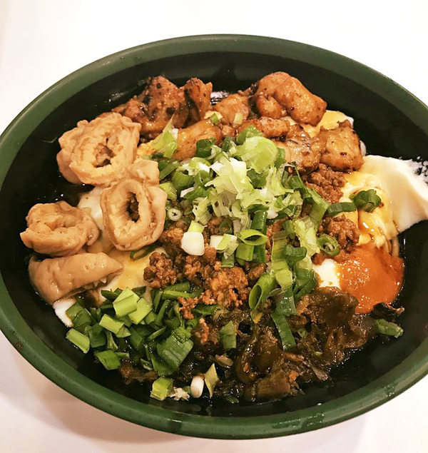【酸辣米線】雲南夫妻主理豆花酸辣米線　30款配料隨意揀