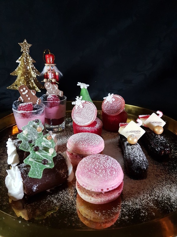 【聖誕下午茶】數碼港酒店推聖誕限定下午茶  飄雪水晶球盛載10款鹹甜點