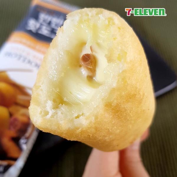 【韓國美食】韓國7-Eleven新品合集 韓式炸雞飯／綠豆年糕