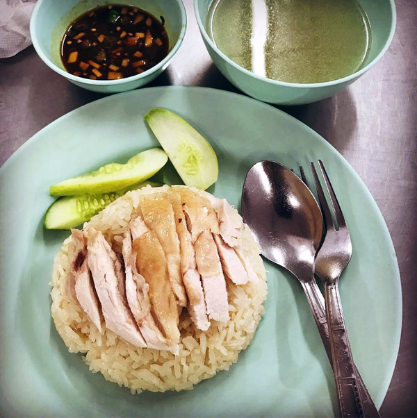 【曼谷美食】泰國曼谷老字號抵食$10海南雞飯　雞肉嫩滑有油香