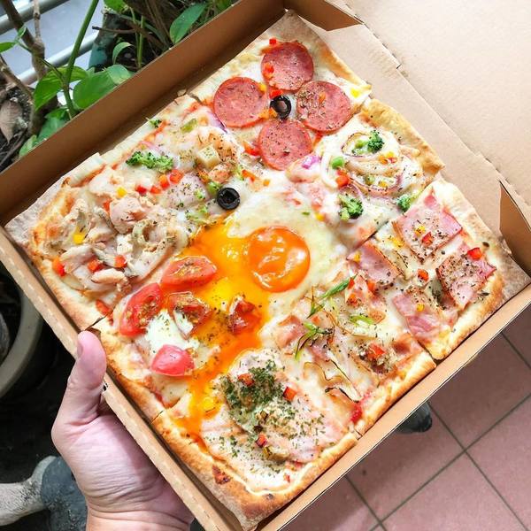 【台北美食2019】台北士林掃街食豪華版鋪滿大蝦Pizza！　九格Pizza任你隨意配搭