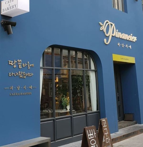 【韓國美食】韓國海南藍色歐美風咖啡店 招牌超像真番薯麻糬