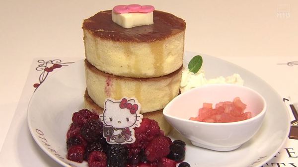 【日本美食】日本北海道咖啡店聯乘Hello Kitty 多款Hello Kitty造型食品