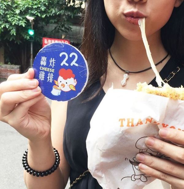 【台灣美食】台灣台北人氣雞扒店轟炸雞排 多款芝士酥炸雞扒口味