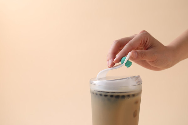 【環保走塑】珍奶控環保新選擇！　台灣初創公司研發無飲管珍珠奶茶環保杯