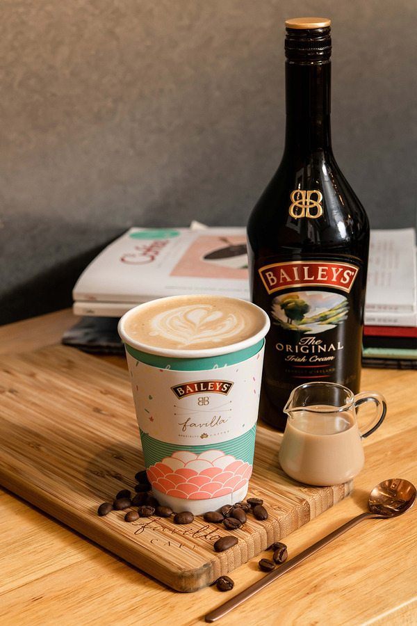 【尖沙咀美食2019】愛爾蘭甜酒Baileys聯乘兩大Cafe　Baileys咖啡／Baileys朱古力甜品新登場
