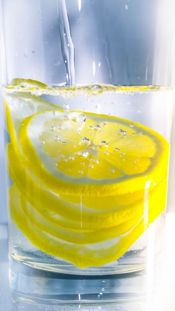 【美顏營養】檸檬水可美白？營養師教你4大營養素吃出健康皮膚抗老化