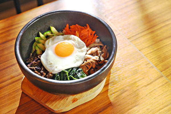 首首‧韓式小館 精心打造極致韓菜