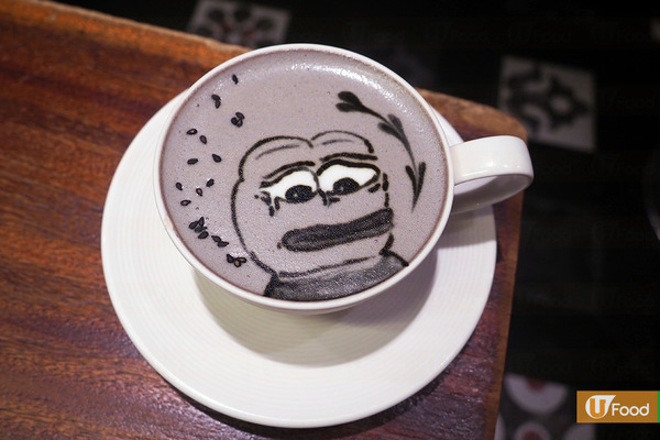 【銅鑼灣Cafe推介】銅鑼灣Cafe新推出搞怪Pepe拉花咖啡　日式芝麻／抹茶咖啡／3D立體公仔拉花咖啡