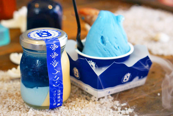 【日本甜品推介】日本靜岡沼津名物打卡甜品　伊豆透明藍色深海布丁／波子汽水味雪糕