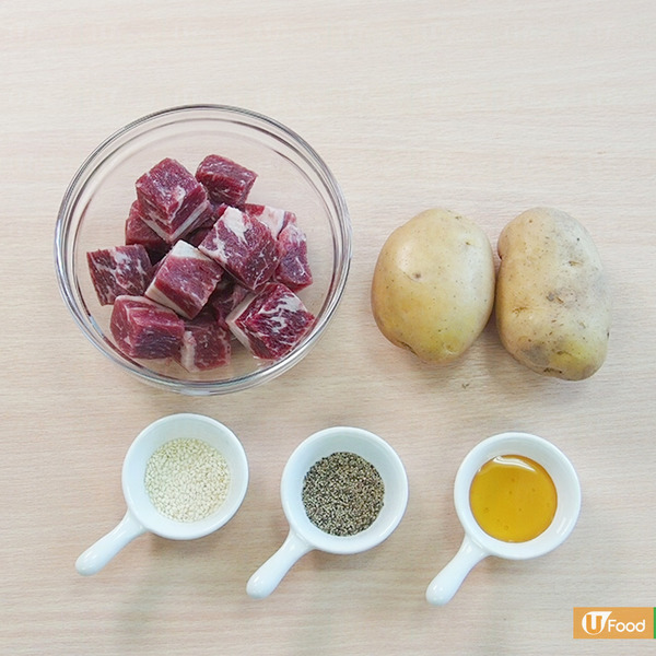 【中式食譜】4步簡單完成超惹味大排檔小炒！　黑椒蜜汁薯仔牛柳粒