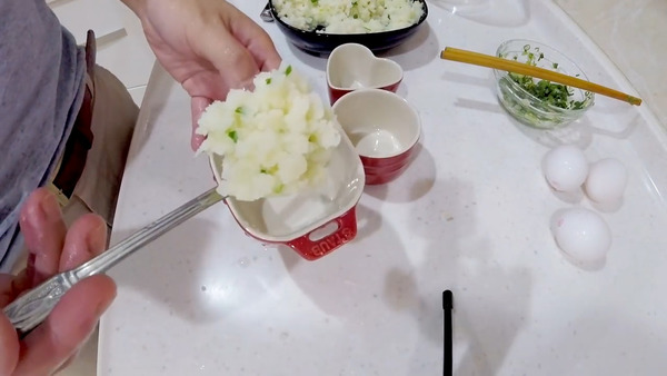 【中式食譜】4步超簡易早餐食譜  薯蓉焗流心蛋