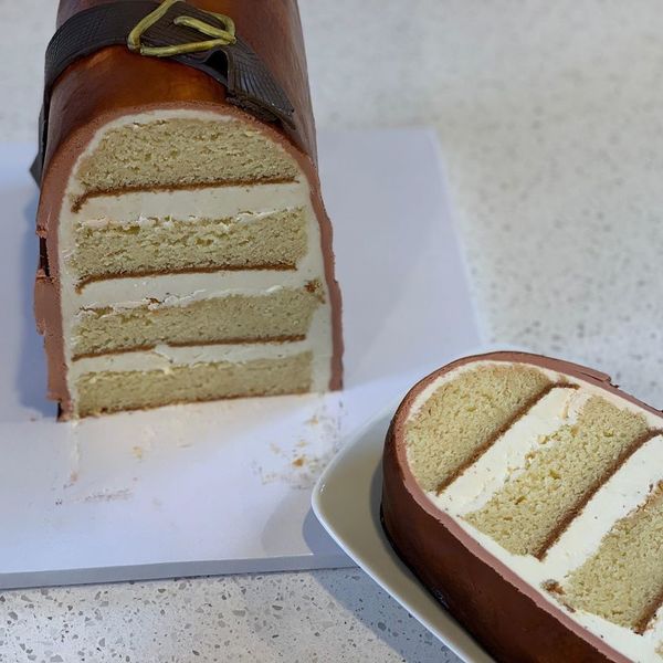 【像真蛋糕】美國蛋糕藝術家製作超像真蛋糕　罐頭湯／皮靴／巨型士多啤梨蛋糕