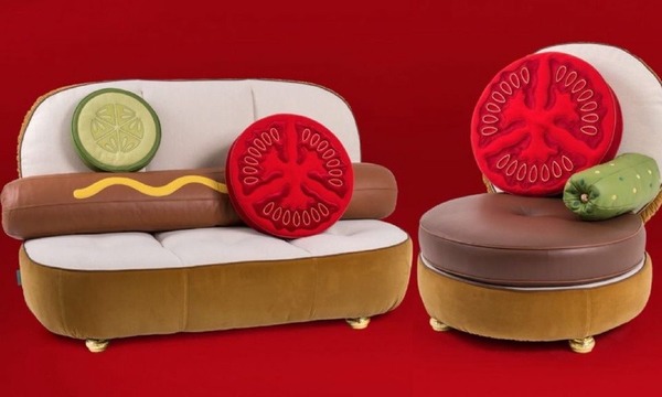 【創意家品】外國家品店推創意獵奇產品　超逼真熱狗沙發／漢堡單人椅配蕃茄／酸瓜攬枕