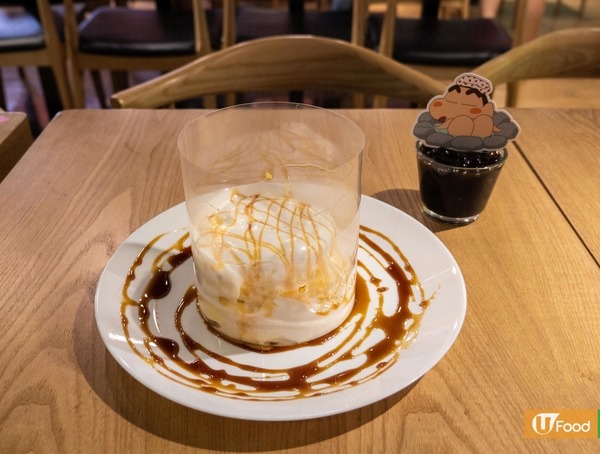 【蠟筆小新Cafe】山下菓子聯乘蠟筆小新推全港首間甜品Cafe　黑糖珍珠瀑布梳乎厘班戟／彈彈屁股布丁／小新隨身摺疊式環保飲管