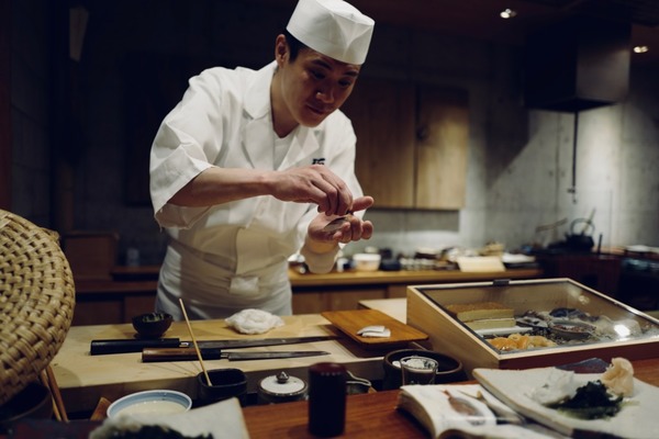 【日本飲食文化】日本文化筷子禁忌多多！去日本旅遊前不可不知的日本餐桌禮儀