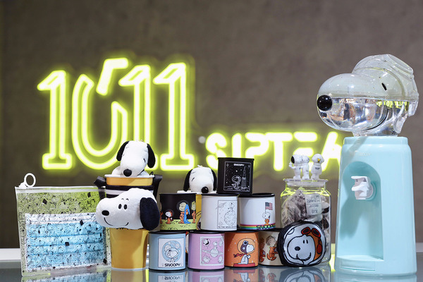 【1011 sip tea香港】鄧麗欣Stephy茶飲店聯乘Snoopy快閃！一口吖吖登陸沙田出售Snoopy精品