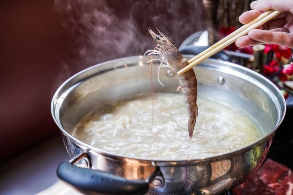 【火鍋熱氣】吃火鍋經常生痱滋和暗瘡？ 消委會教6招打邊爐前中後清熱氣方法