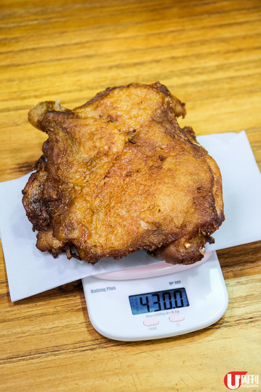 雞髀閒閒地都有 1 磅（註：約 454 克），好墜手。