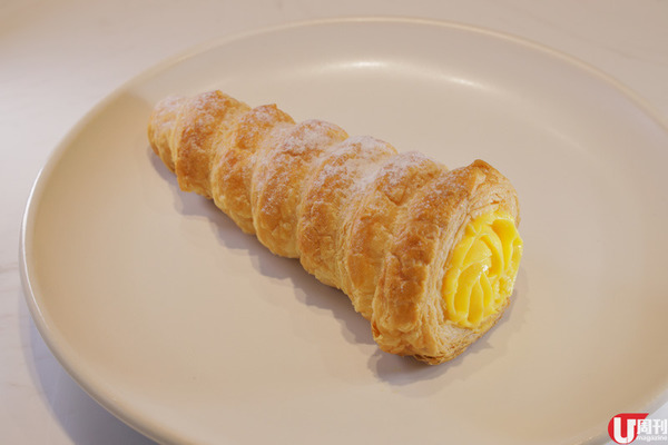Unicorn Puff（Original） $38  吉士餡用全蛋黃、牛奶等自家煮，不用現成貨，味道濃滑。