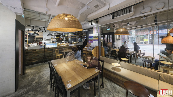 【上環美食】上環明星甜品店4月限定   菠蘿及櫻花主題蛋糕