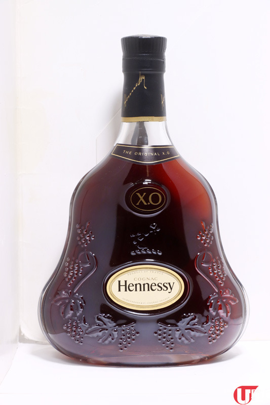 XO 價錢較貴，酒香香醇兼濃烈，所以比較適合配肉類。