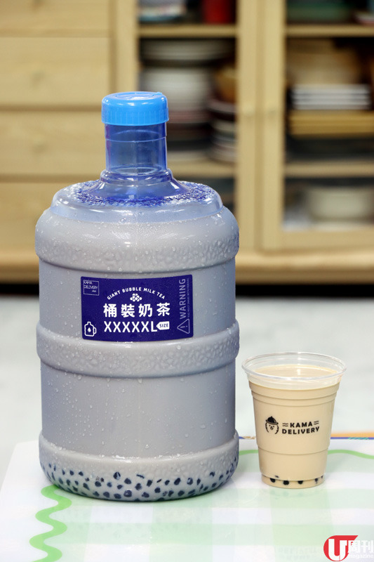 5L 桶裝珍珠奶茶 $298 桶 奶茶以桶裝，另外附送 10 個膠杯及 1 盒珍珠。