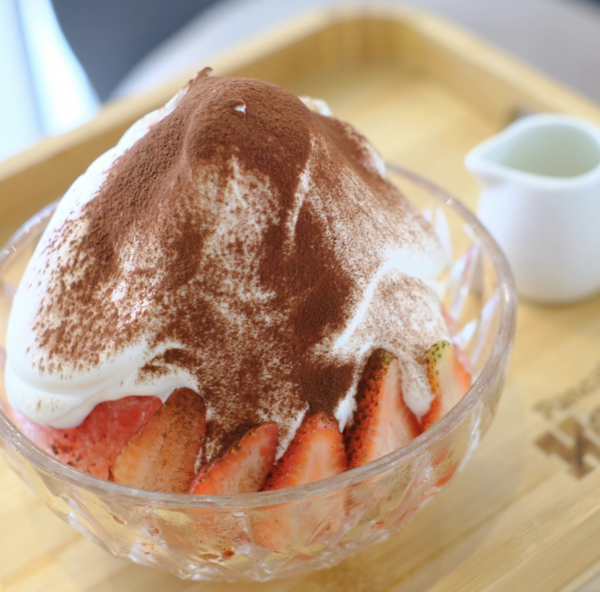 【荃灣美食】Pancake House HoiHoi推出全新日式刨冰！夢幻七色彩虹刨冰／抹茶Espuma刨冰／士多啤梨Tiramisu刨冰