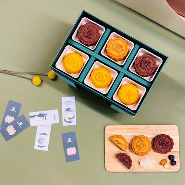 2021 必買月餅 原粒松露奶黃月 / 新奇黑蒜月餅 / 搞笑雪糕月餅