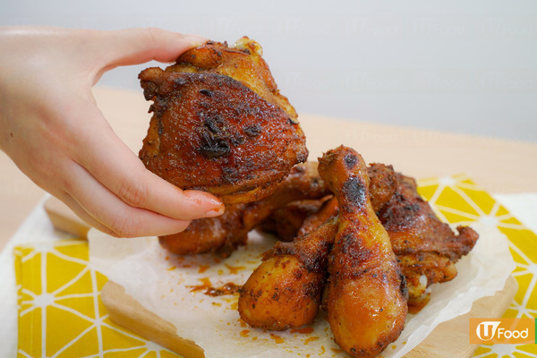 【焗爐食譜】KFC燒雞食譜2步還原！簡易蜜糖狂惹香燒雞做法　肉嫩多汁／氣炸鍋適用