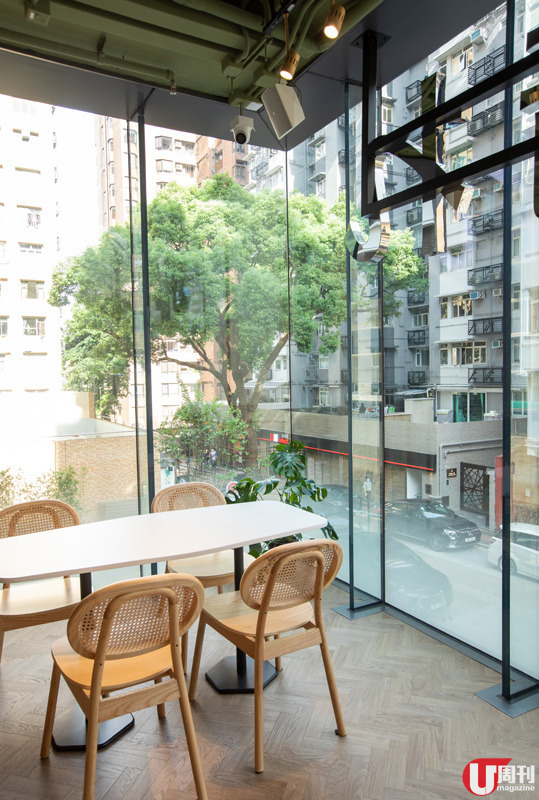 六本木式玻璃屋 CAFE 居酒屋 松屋式手沖咖啡 X「炭火香」串燒